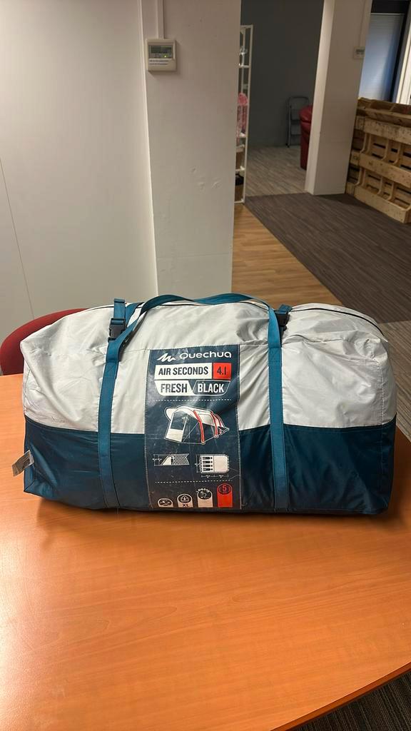 Tent , kamperen, Quechua, Opblaastent, Caravans en Kamperen, Tenten, tot en met 4, Zo goed als nieuw, Ophalen of Verzenden
