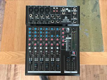 Mengpaneel Devine Mixdesk 802FX 8 kanaals mixer beschikbaar voor biedingen