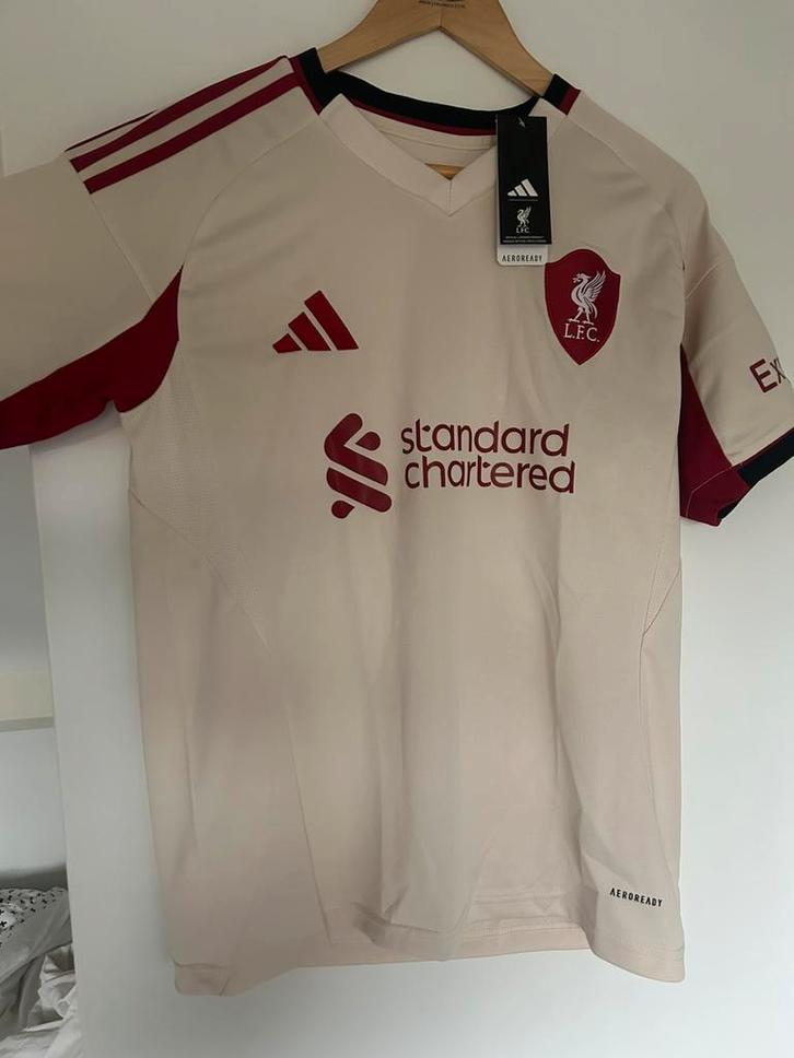 Liverpool uit shirt 25/26 maat M *NEW*, Sport en Fitness, Voetbal, Zo goed als nieuw, Verzenden