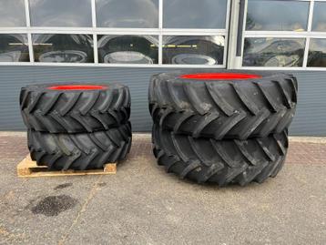 Nieuwe set Mitas 600/65R38 en 480/65R28 beschikbaar voor biedingen