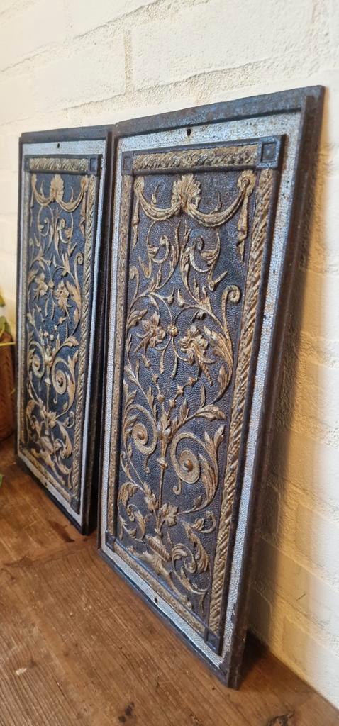 Set antieke gietijzeren kachelpanelen – 19e eeuw, Antiek en Kunst, Curiosa en Brocante, Ophalen of Verzenden