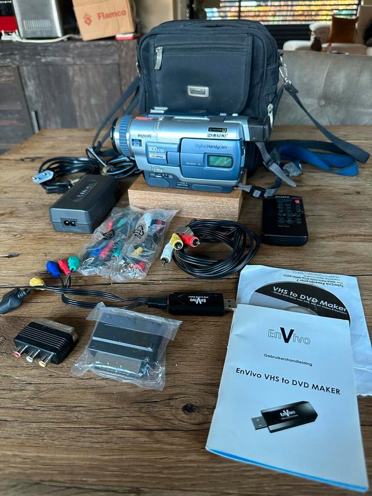 Sony DCR-TRV235E digital 8 Camcorder - Nieuwstaat Veel extra, Audio, Tv en Foto, Videocamera's Digitaal, Zo goed als nieuw, Camera