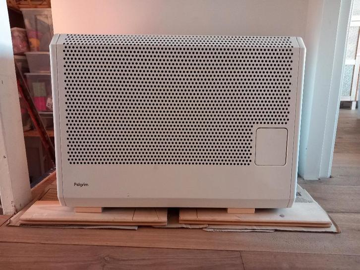 Gevelkachel Gerevis. Geteste Pelgrim Faber GWH 4, aardgas, Huis en Inrichting, Kachels, Hangend, Gaskachel, Gas, Ophalen