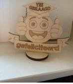 Yes geslaagd gefeliciteerd (4 stuks bevahikbaar) hout, Ophalen of Verzenden, Zo goed als nieuw, Hout
