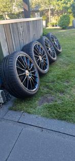 Orgineel mercedes amg velgen hooglans zwart met banden, Banden en Velgen, 235 mm, Zomerbanden, Ophalen