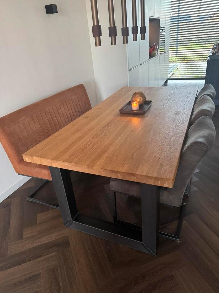 Te koop: 3 eetstoelen + 1 eetbank + industriële eettafel, Huis en Inrichting, Complete eetkamers, Zo goed als nieuw, Ophalen