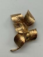 Vintage goudkleurig broche bladjes Grosse 1961 Germany, Overige materialen, 4 tot 7 cm, Ophalen of Verzenden, Zo goed als nieuw