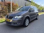 Volkswagen Touran 1.4 TSI Highline Business / AUTOMAAT / NAV, Auto's, Volkswagen, Gebruikt, 4 cilinders, Particulier, 170 pk