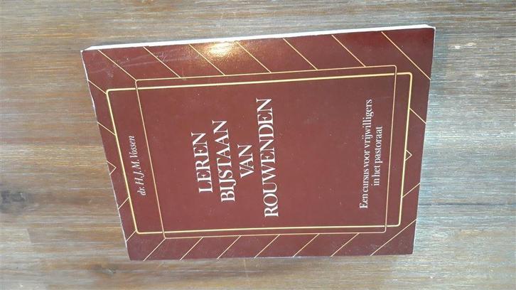 H.J.M. Vossen - Leren bijstaan van rouwenden, Boeken, Overige Boeken, Zo goed als nieuw, Verzenden