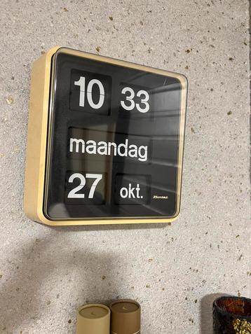 Vintage Bodet Flipklok - Iconisch Design beschikbaar voor biedingen