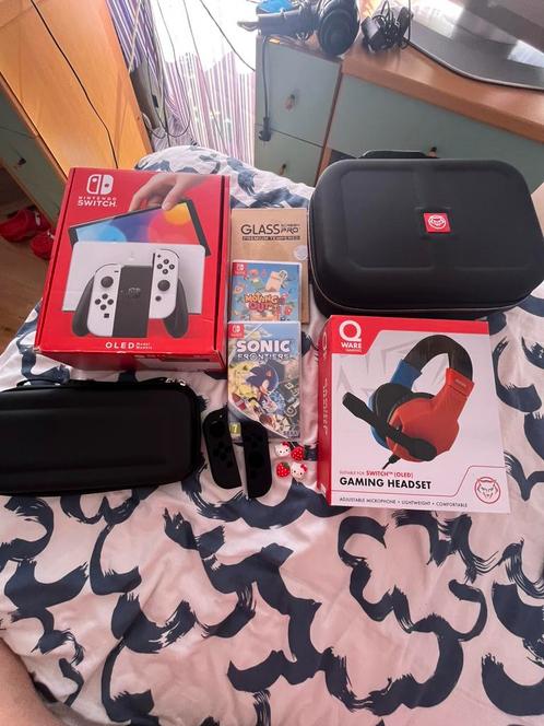 Switch OLED, Spelcomputers en Games, Spelcomputers | Nintendo Switch, Zo goed als nieuw, Switch OLED, Met 1 controller, Ophalen of Verzenden
