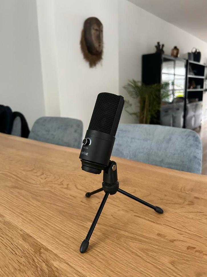 FIFINE USB Microfoon Set, nieuwstaat, met arm & popfilter, Muziek en Instrumenten, Microfoons, Zo goed als nieuw, Studiomicrofoon