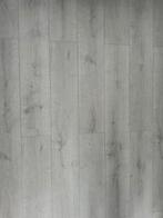 Wit/Grijs Laminaat | 25 a 30 m2 | 12 mm | ondervloer |, Huis en Inrichting, Laminaat, Wit, Zo goed als nieuw, 25 tot 50 m²