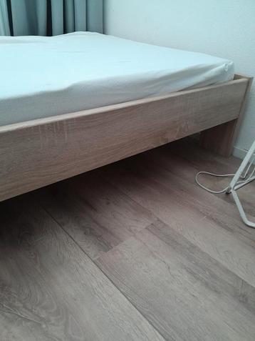 1-persoonsbed 90x200 beschikbaar voor biedingen