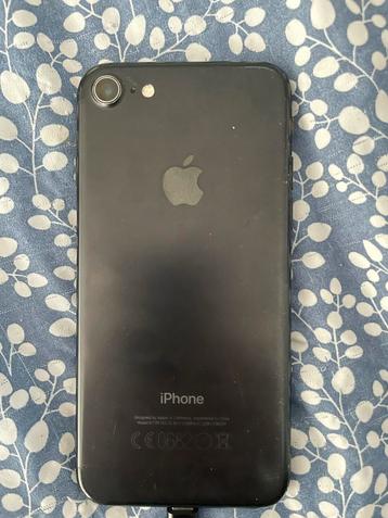 iPhone 7 - Beschadigd, Batterij 79% beschikbaar voor biedingen