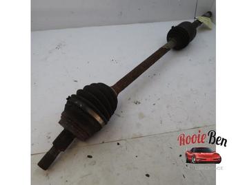 Aandrijfas rechts-voor van een Mercedes ML-Klasse beschikbaar voor biedingen