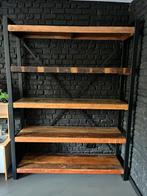 Mooie industriele boekenkast, Ophalen, Zo goed als nieuw, 25 tot 50 cm, 150 tot 200 cm