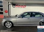 Mercedes E-klasse 300 CDI Avantgarde, Auto's, Mercedes-Benz, Automaat, Euro 5, Gebruikt, 193 €/maand