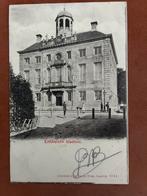 Oude ansichtkaart Enkhuizen Stadhuis 1902, Verzamelen, Ansichtkaarten | Nederland, Ophalen of Verzenden, Voor 1920, Gelopen, Noord-Holland