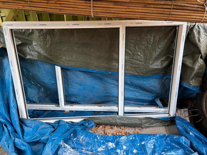 3 Kunststof Raamkozijnen Aluplast, Doe-het-zelf en Verbouw, Kozijnen en Schuifpuien, Zo goed als nieuw, Raamkozijn, Kunststof
