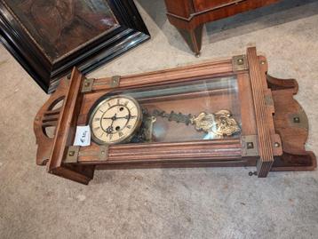 Antieke regulateur klok €35. beschikbaar voor biedingen