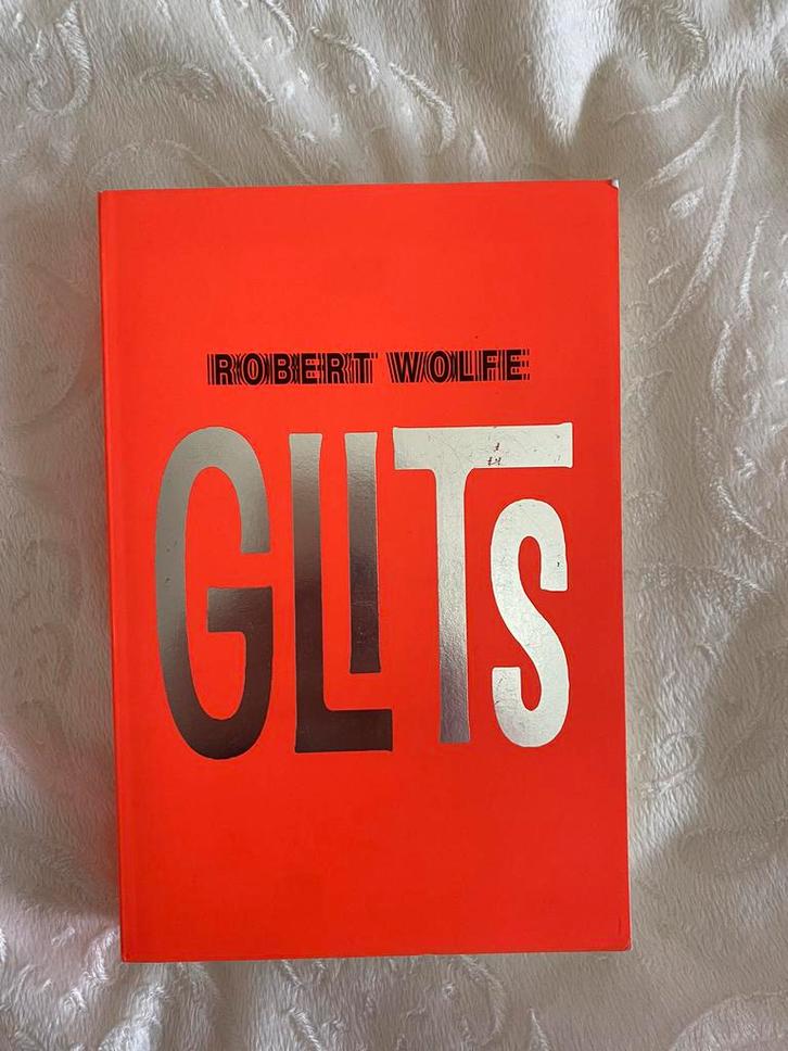 Robert Wolfe - Glits, Boeken, Kinderboeken | Jeugd | 13 jaar en ouder, Zo goed als nieuw, Ophalen of Verzenden