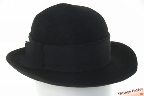Vintage Dameshoed Walther Korschatz zwart velour 55 = S - XS, Kleding | Dames, Hoeden en Petten, Zo goed als nieuw, Hoed, 55 cm (S, 6⅞ inch) of minder