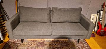 Grijze Stoffen Bank - 2,5 zits beschikbaar voor biedingen