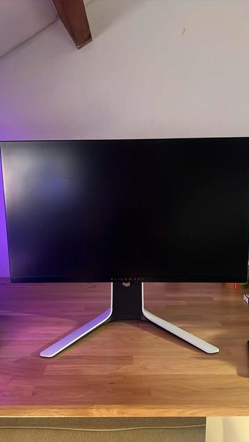 Alienware 27 240HZ beschikbaar voor biedingen
