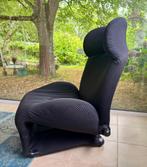 Cassina Wink Fauteuil design, Huis en Inrichting, Fauteuils, 100 tot 125 cm, Design, Ophalen of Verzenden, Zo goed als nieuw