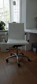 Witte design bureaustoel met lage rug, pu leather, Gebruikt, Wit, Ophalen