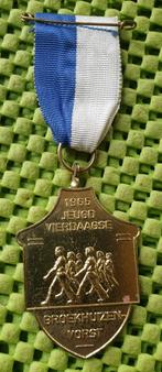 Medaille: Jeugd vierdaagse Broekhuizen-vorst 1965 ( Limburg), Postzegels en Munten, Penningen en Medailles, Nederland, Overige materialen