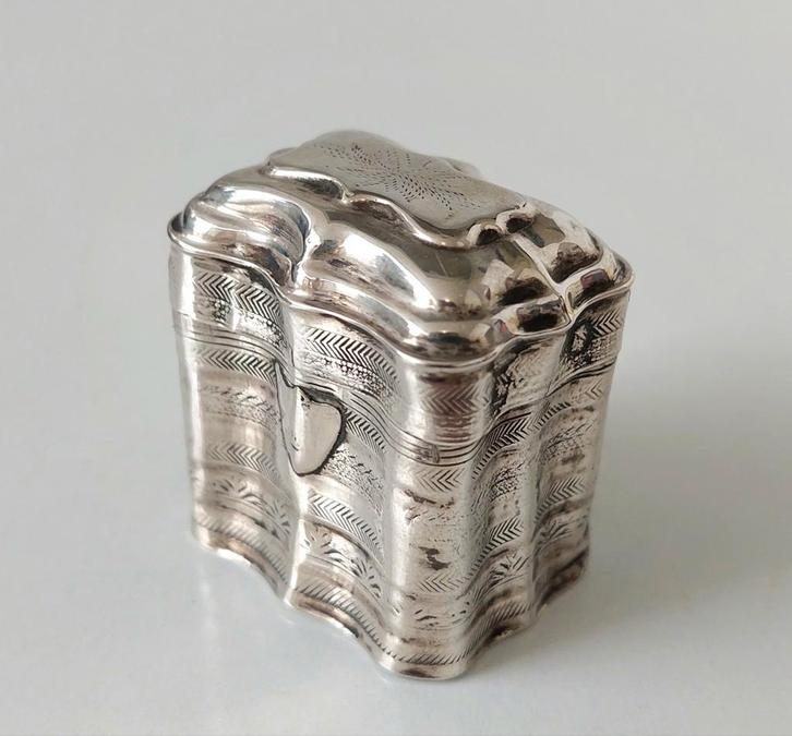 Antiek Zilveren Lodereindoosje 1853, Antiek en Kunst, Antiek | Goud en Zilver, Zilver, Verzenden
