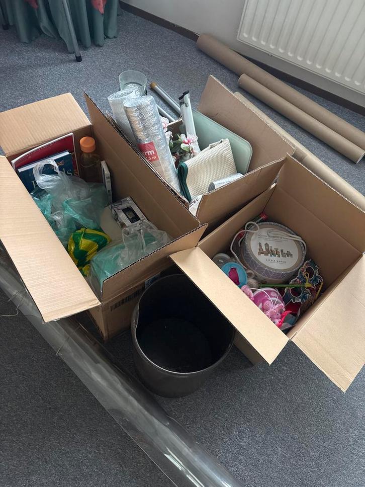 Diverse rommelmarktspullen gratis, Diversen, Rommelmarktspullen, Gebruikt, Ophalen
