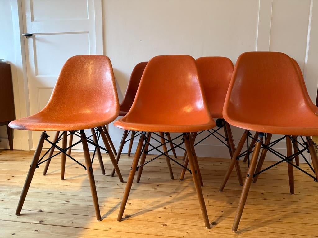 7 authentieke en originele Eames DSW-stoelen, Huis en Inrichting, Stoelen, Gebruikt, Kunststof, Ophalen