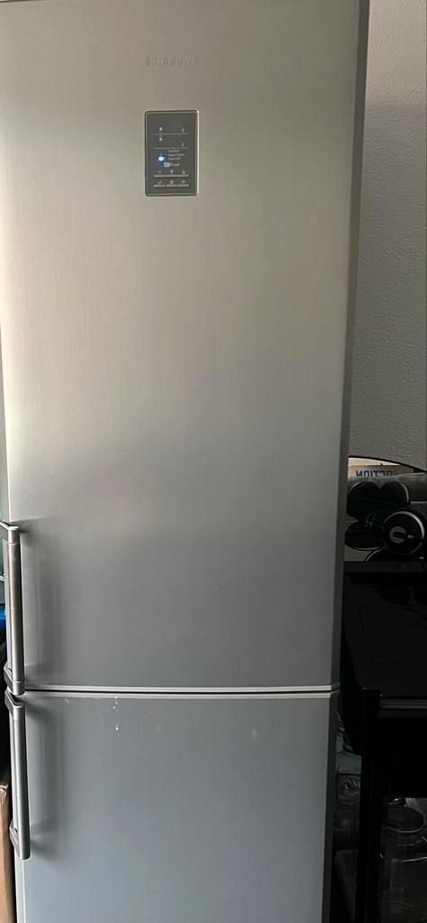 Samsung Koelkast met Vriesvak - Goed Onderhouden!, Witgoed en Apparatuur, Koelkasten en IJskasten, Zo goed als nieuw, Met vriesvak