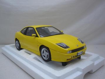 Fiat Coupe 2.0 20V Turbo Plus 1999 geel 1:18 Laudo beschikbaar voor biedingen