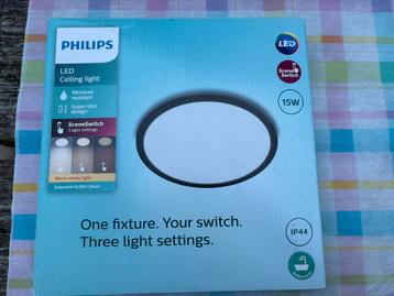 Plafondlamp badkamer Phillips beschikbaar voor biedingen