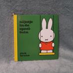 Nijntje in de speeltuin, Ophalen, Gelezen, Dick Bruna