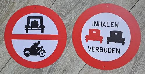 2X retro blikken verkeersbordjes (nieuw), Verzamelen, Automerken, Motoren en Formule 1, Nieuw, Auto's, Verzenden