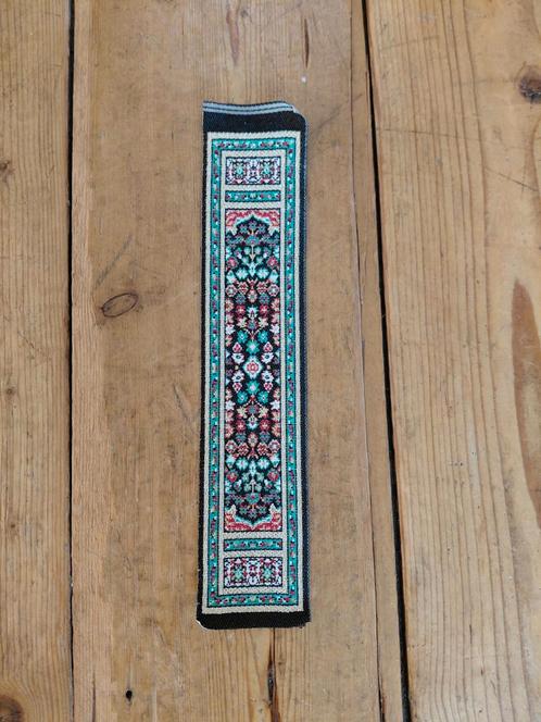 Bladwijzer / Boekenlegger Oosterse Tapijt bookmark arabic, Antiek en Kunst, Antiek | Kleden en Textiel, Ophalen of Verzenden