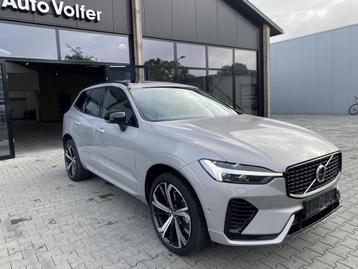 Volvo XC60 2.0 T6 Plug-in hybrid AWD Plus Dark 360|ACC|panor beschikbaar voor biedingen