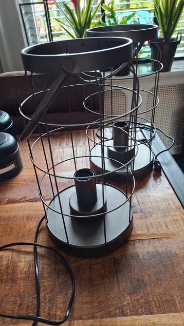 Metalen Staande Lampen - Industrieel Design beschikbaar voor biedingen