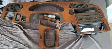Saab 9-5 Dashboard + pookomlijsting Walnotenhout beschikbaar voor biedingen