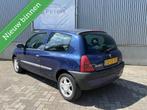 Renault Clio 1.4 RT 2000 / Nieuwe APK / Elektrische ramen /, 15 km/l, Gebruikt, 4 cilinders, Blauw