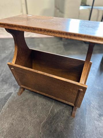 Massief eiken houten lectuurbak jaren 70 vintage beschikbaar voor biedingen