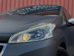 Peugeot 208 1.2 PureTech Allure Carplay PDC Navi Cruise DAB, Voorwielaandrijving, Stof, Gebruikt, 1199 cc
