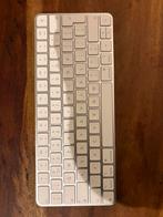 Apple mac toetsenbord 2024, Computers en Software, Ophalen of Verzenden, Zo goed als nieuw