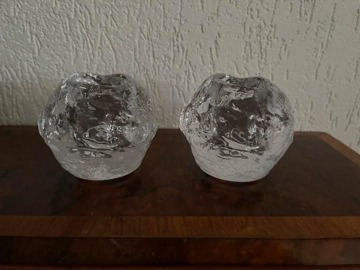 Kosta Boda Sneeuwbal Kandelaars Set, Huis en Inrichting, Woonaccessoires | Kandelaars en Kaarsen, Gebruikt, Kandelaar, Minder dan 25 cm