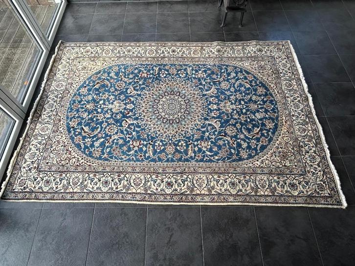 Prachtig Authentiek Perzisch Tapijt – Nain 6La (Wol & Zijde), Huis en Inrichting, Stoffering | Tapijten en Kleden, Zo goed als nieuw